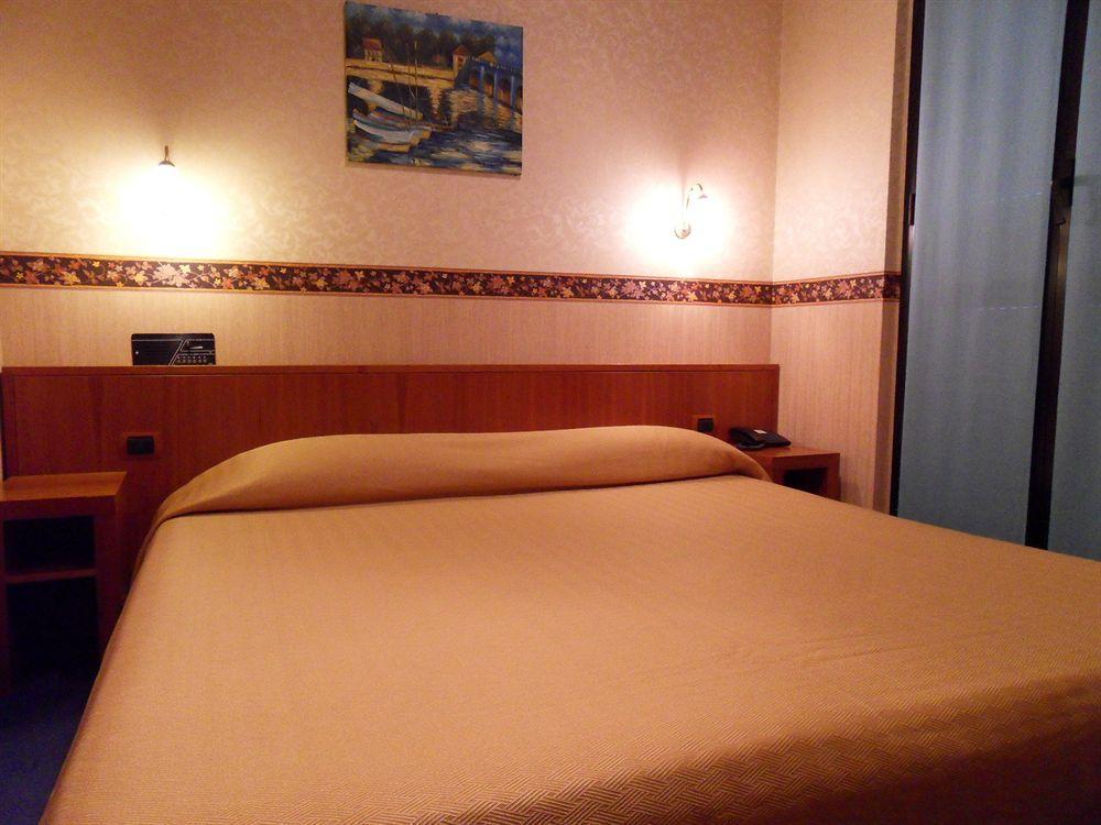 Hotel Roxy Μιλάνο Εξωτερικό φωτογραφία